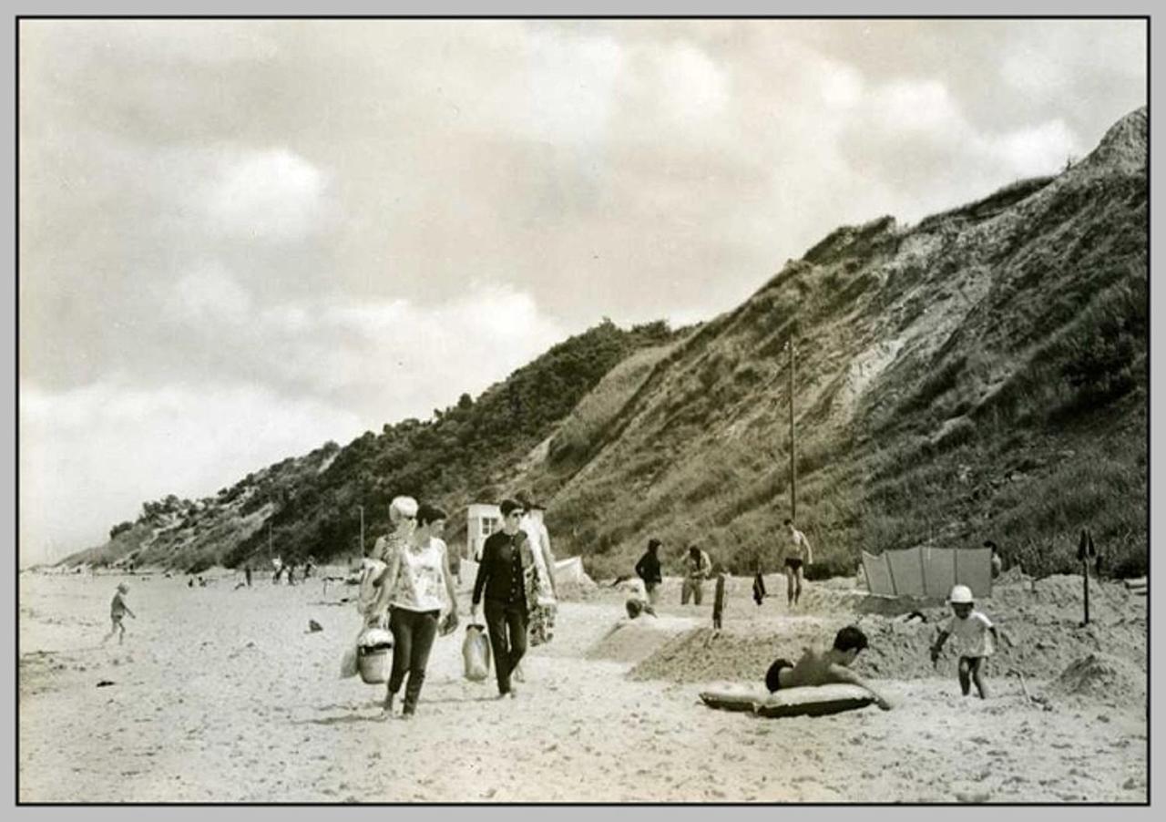 DDR Wohnwagen direkt am Strand Dranske Exterior foto